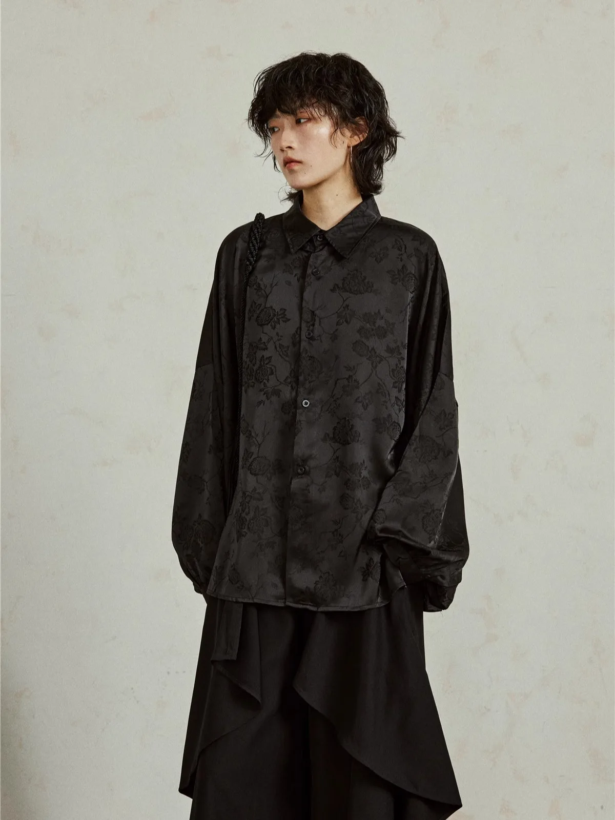 

SUNYVONNE Chinese Style Satin Long Sleeve Shirt Floral Patterned Lantern Sleeve Hanfu Original Design Women's Premium Shirt