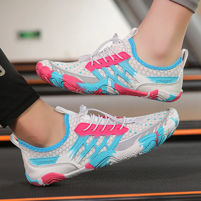 Mens Summer Outdoor Sandals Breathable Hiking Shoes Water Beach Mens Sandals Camping Climbing Water Sports Shoes