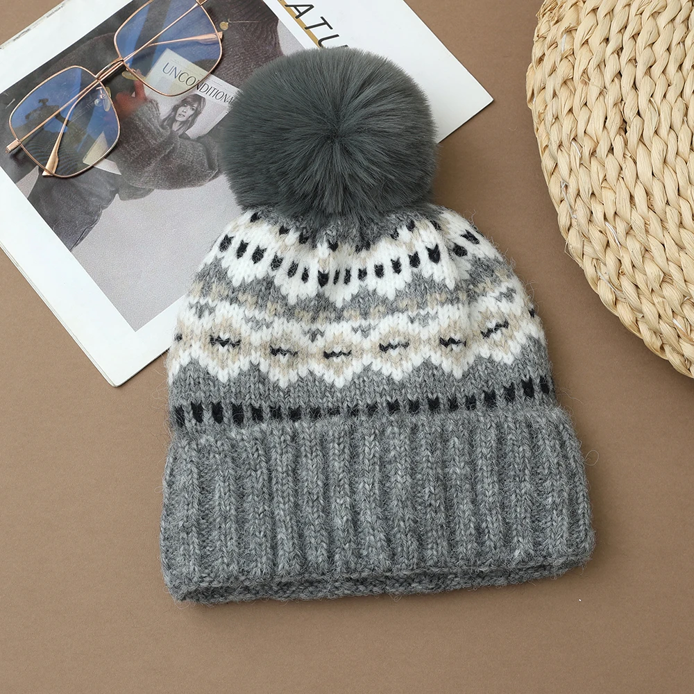 المرأة الشتاء قبعة دافئة غزل سميك جديد الجاكار قبعات منسوجة موضة الفراء الكرة قبعة زوجين قبعات #4