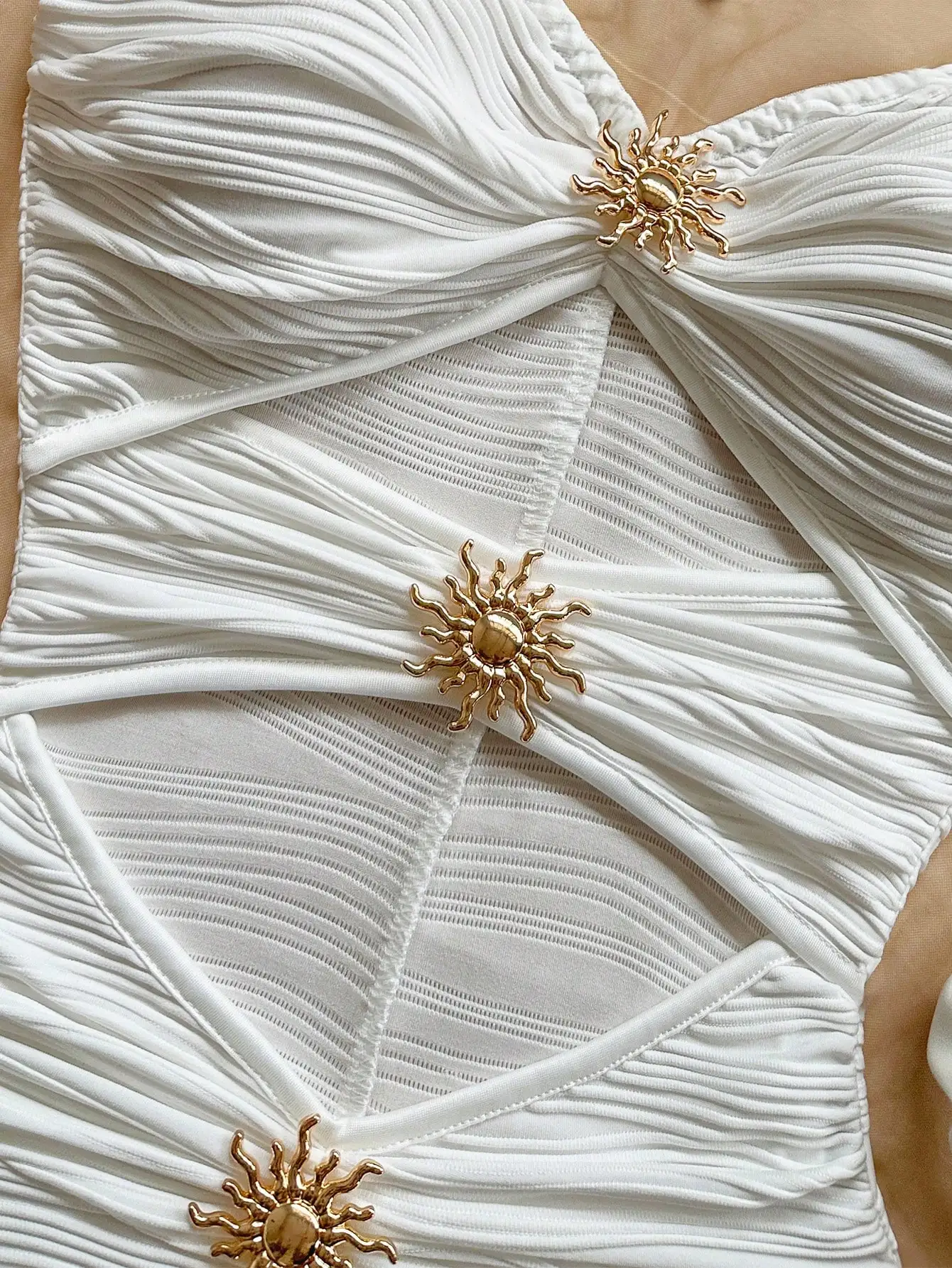 

White Wavy Texture Strapless Bodysuit With Sun Decor, Figure Flattering For Party Date Beach Vacation
