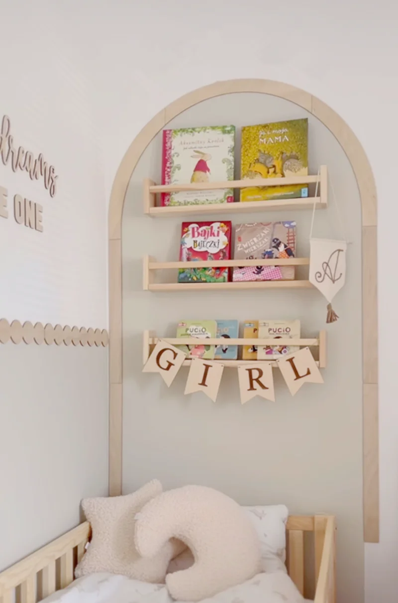 Moderne onafgewerkte houten wa - Baby Nursery Frames recensie en prijs