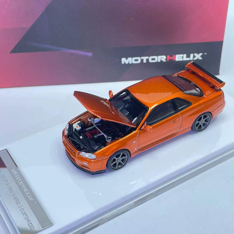 В наличии: 1:64 Новинка! Статическая литая модель автомобиля GTR R34 с открывающимся капотом, ограниченная серия, элитный декоративный предмет.