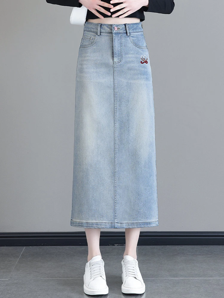 

Юбка А-силуэта с высокой талией и разрезом сзади, вышитая джинсовая, женская, весна-осень, новый стиль, юбка-карандаш до колена