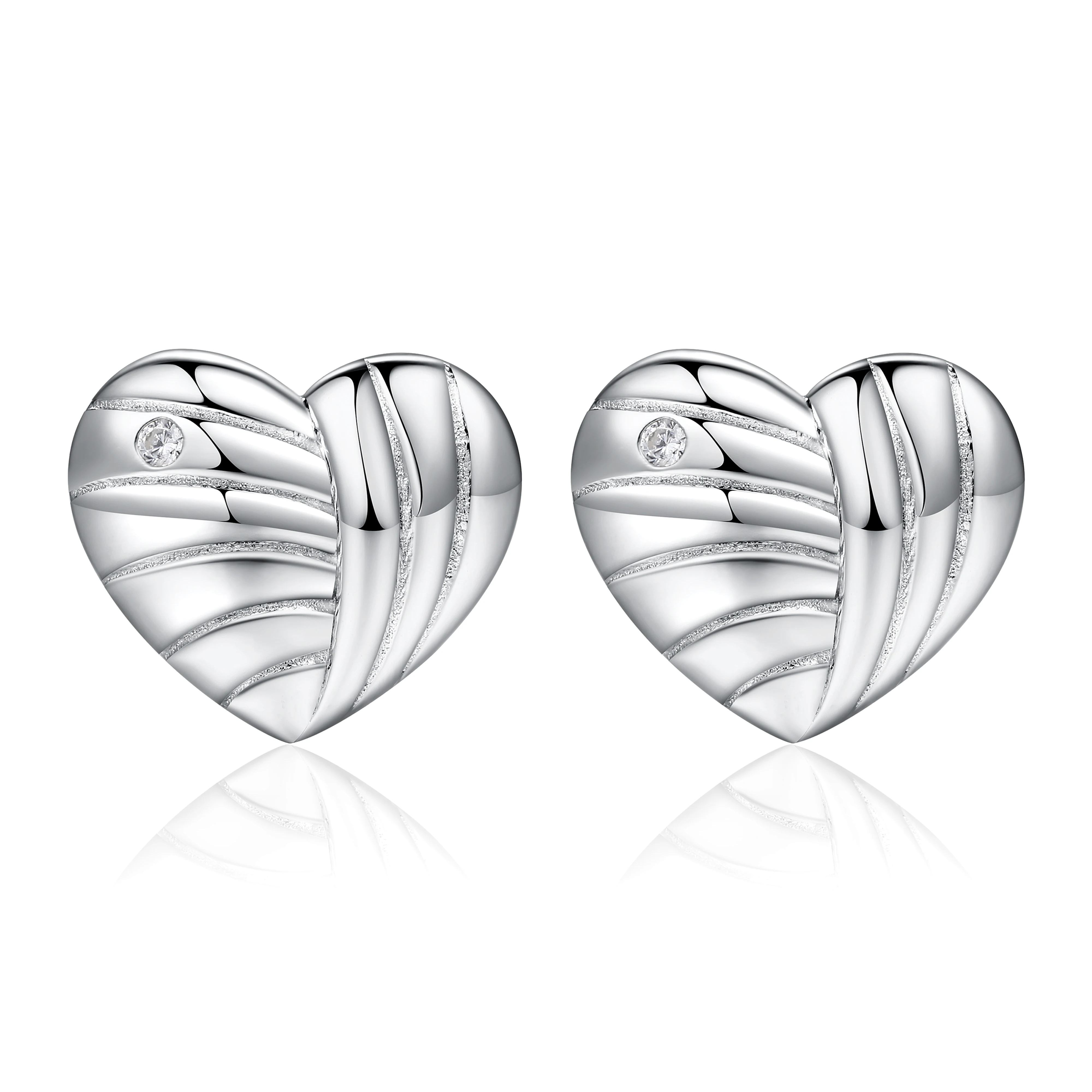 

Wholesale Fine Jewelry Earring Bezel Setting Small Round Zircon Stone 925 Sterling Silver Heart Shaped Stud Earrings
