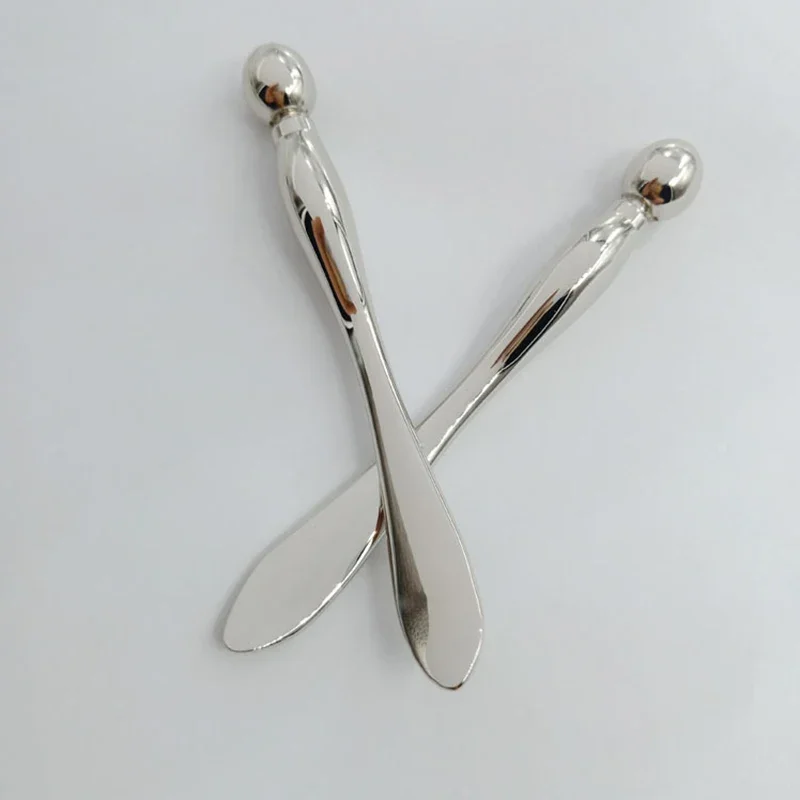 Bastone per massaggio viso in metallo Applicatore per crema per occhi antirughe Maschera Spatole per miscelazione Scoop Occhi Massaggio Strumento per la cura del viso Barra di bellezza