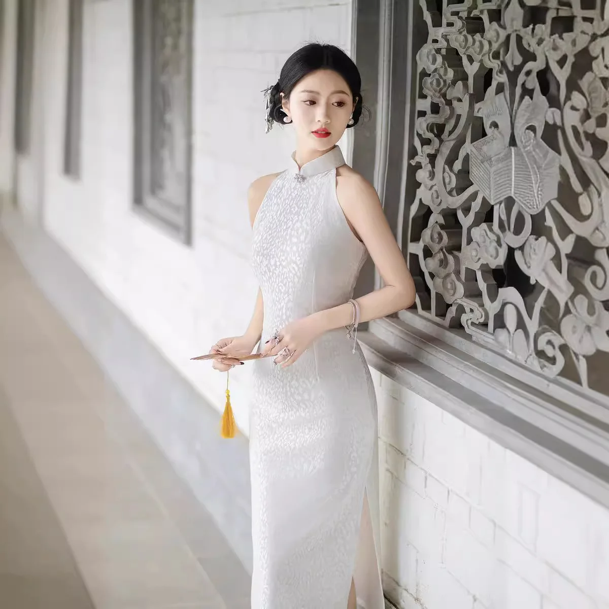 Yourqipao Sexy Black White Solid Color Cheongsam Slim Composite Lace Mid-length Sleeveless Halter Qipao Evening Dress