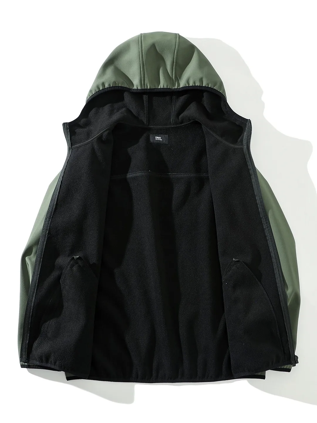 

Outdoor Men's Fce Lined Soft ell Jaet Windproof Breathable Stand Fit Zipper Closure Long Sve Hooded Spor Sle