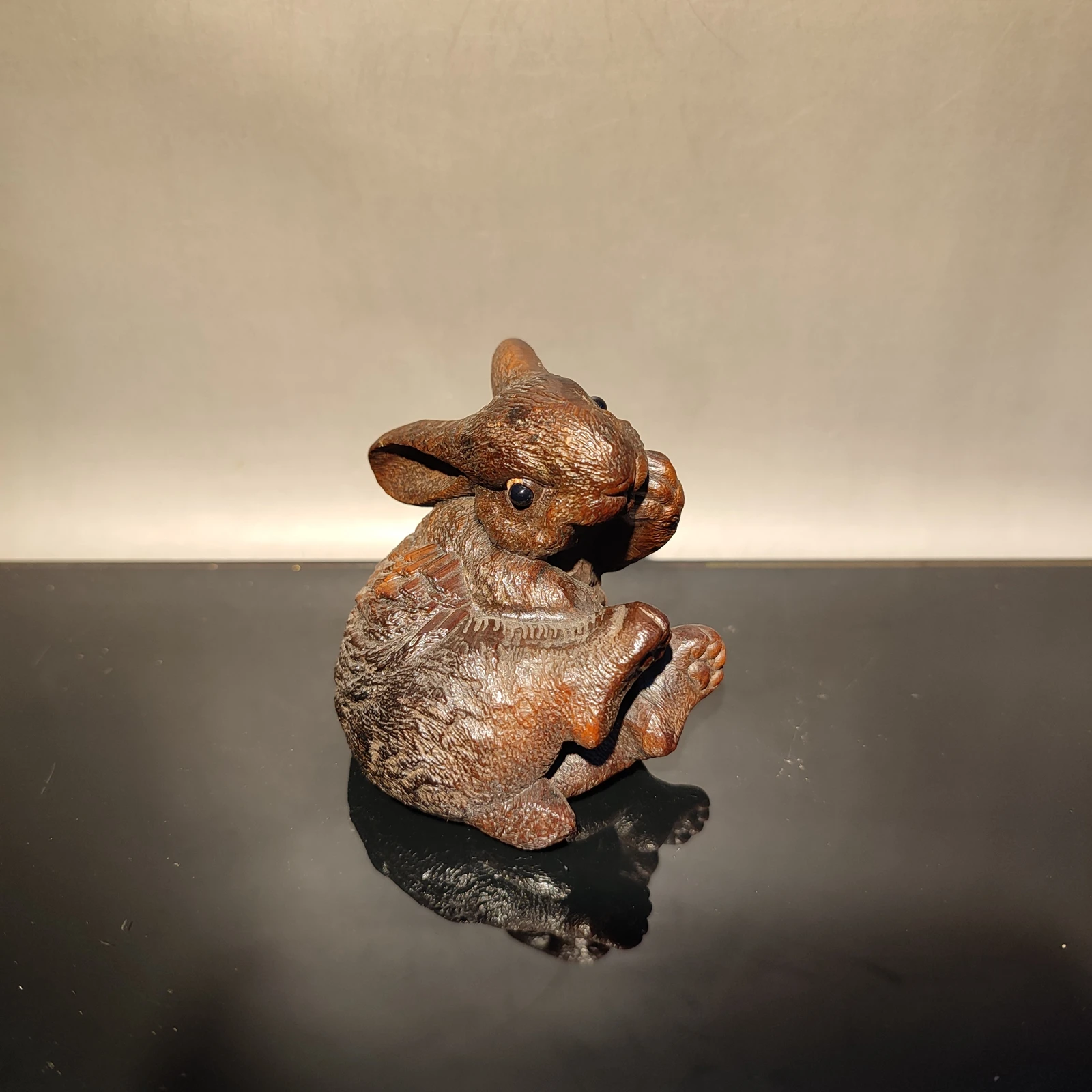 vintage Chinese Carved Rabbit sculpture Statue wood Christmas Wooden gift child room Study souvenir hobby collect
