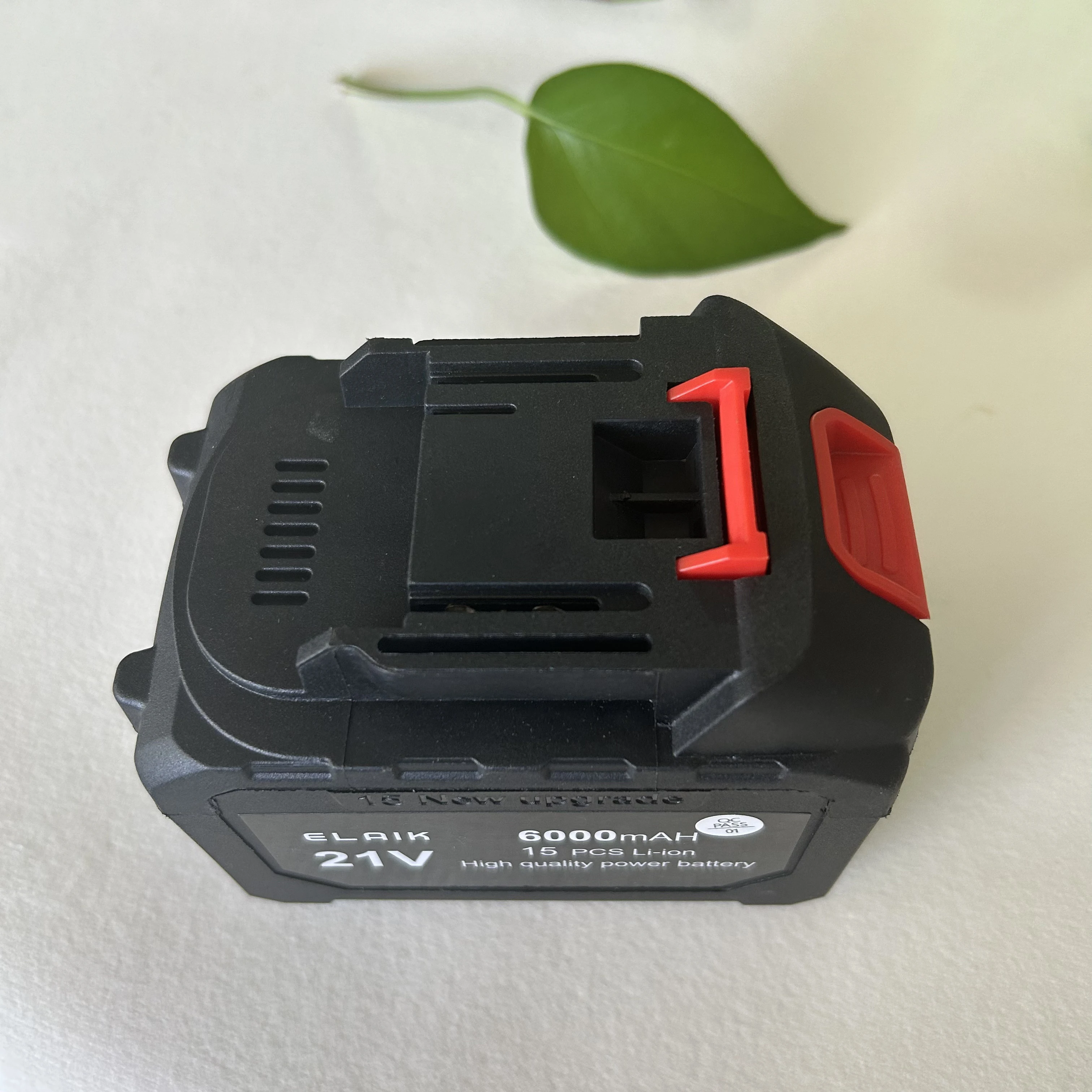 High Quality High Capacity 6Ah 4Ah 2Ah for 21V Electric Scissors Electric Saw Lawn Mower Battery Pack