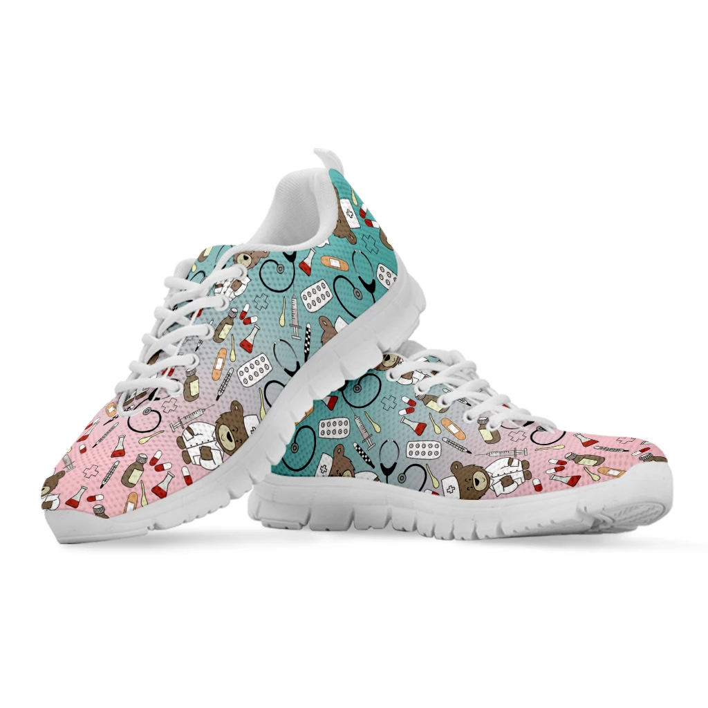 INSTANTARTS Sneakers Casual da donna Cute Medical Bear Print Flats donna Cute Gradient infermieristica calzature femmine mocassini primaverili