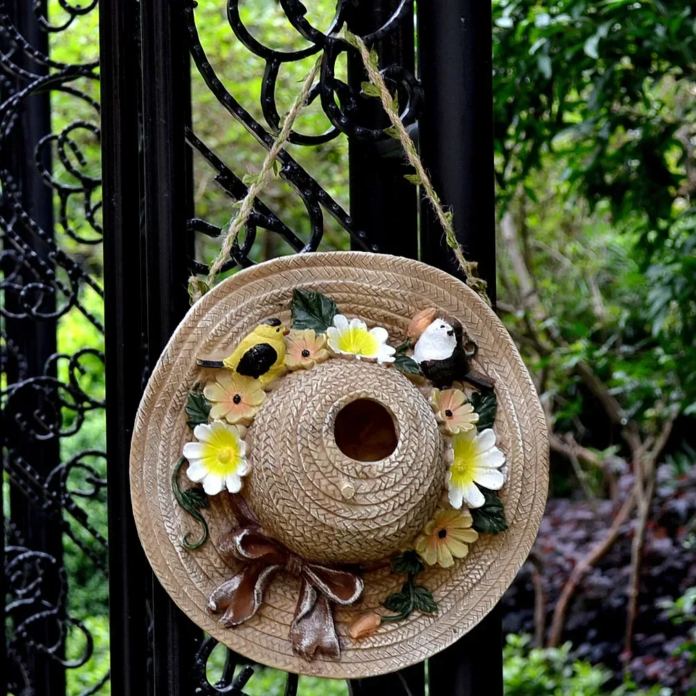 

Straw hat outdoor bird's nest garden villa courtyard decoration landscape wall hanging decoration bird's nest bird house