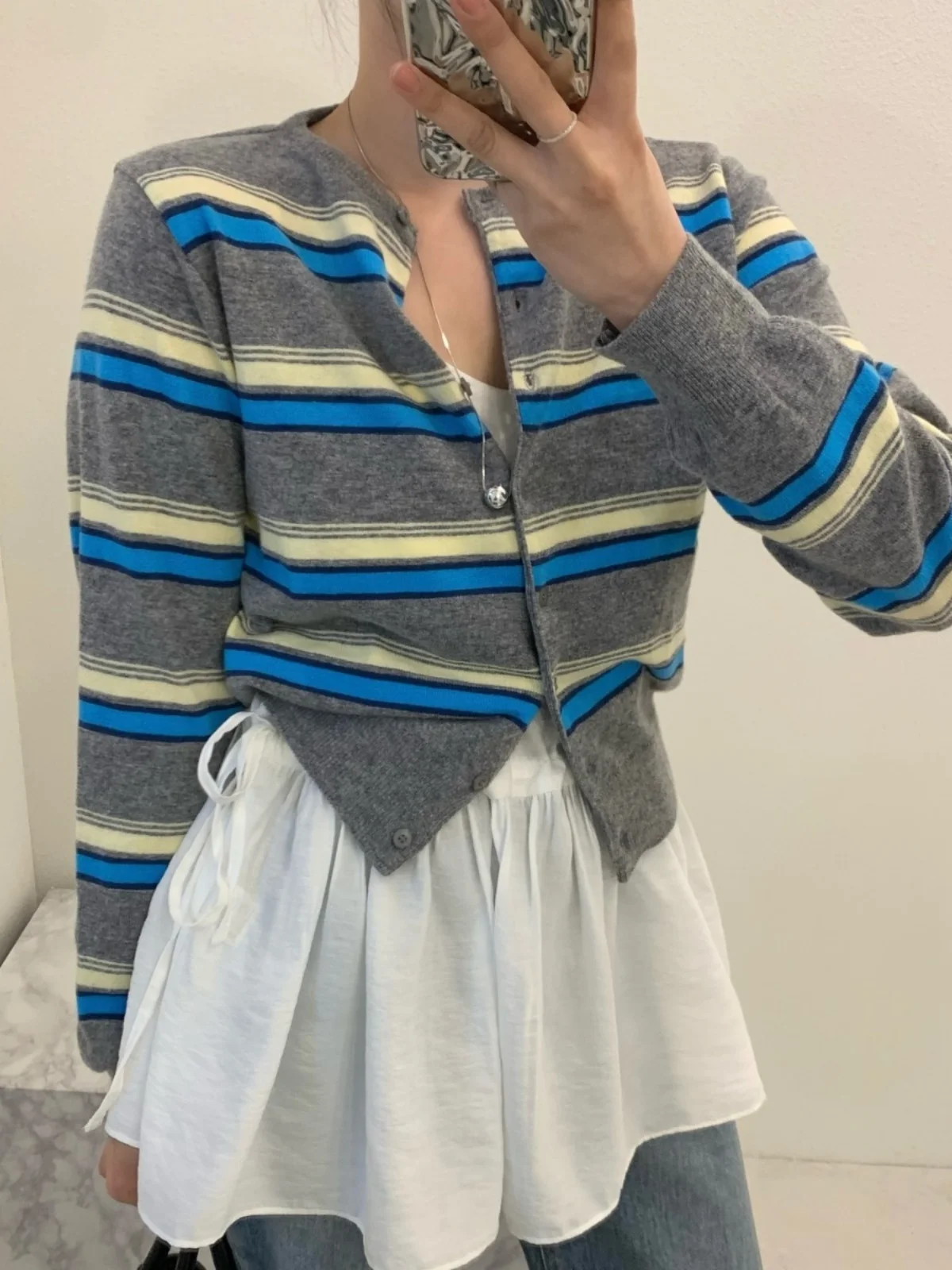 

Autumn New Stripe Knit cardigan Women Korean Wear Versitile Fashion Long sleeve Slim fit Slimming Female Outerwear