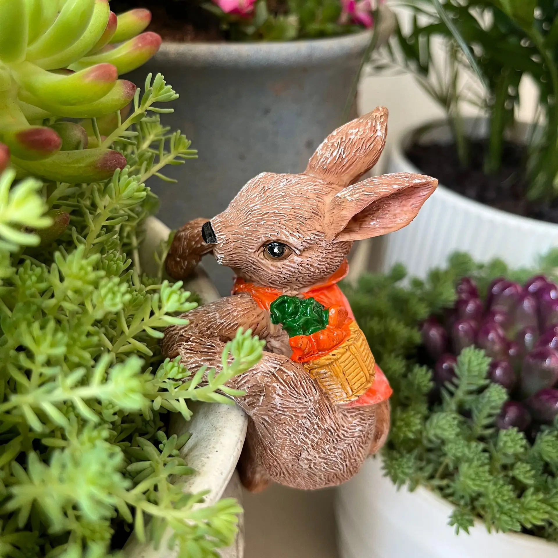 Cute Resin Rabbit Flower Pot Hanger Ornaments Climbing Bunny Figurine Animals Statue for Garden Yard Home Decor view 4