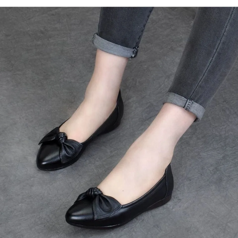 2023 trend New Leather Shoes for Woman Low Heels Office Dress Shoes High Quality Comfortable Summer elegant Ladies Shoes loafers