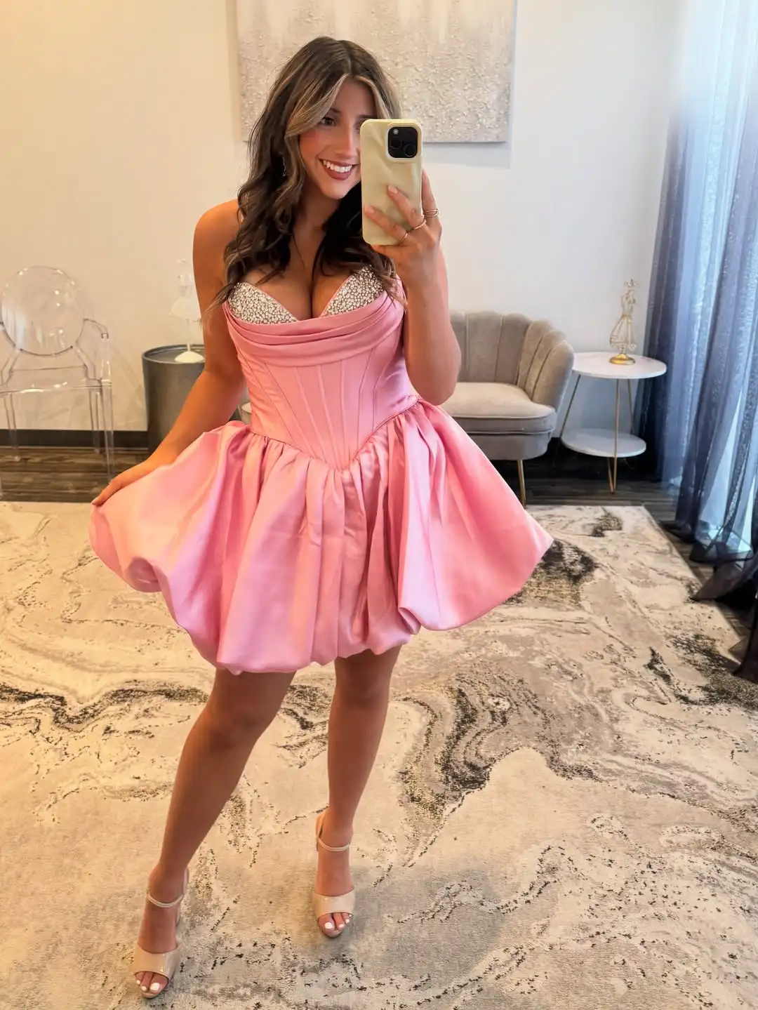 

Pink Crystal Corset Satin Homecoming Dresses Short for Girls 2026 V Neck Graduation Dresses Prom Gowns