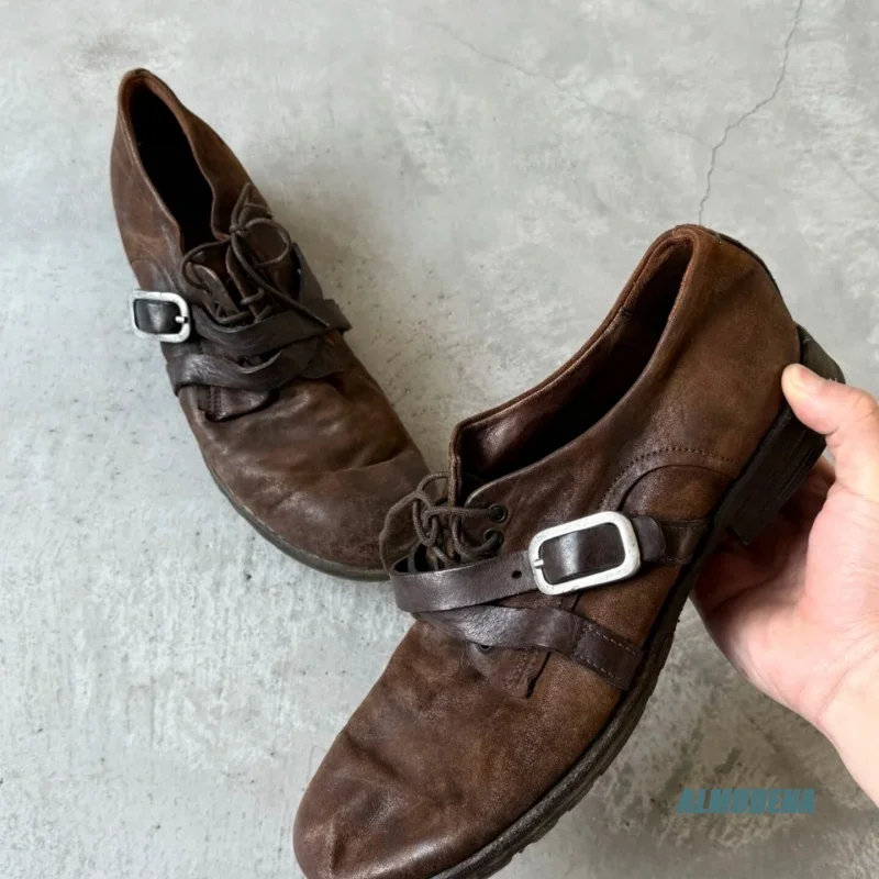

Men's Brown Vintage Suede Derby Shoes Round Toe Lace-Up Buckle Strap Leather Casual Shoes For Daily Wear 2026 New