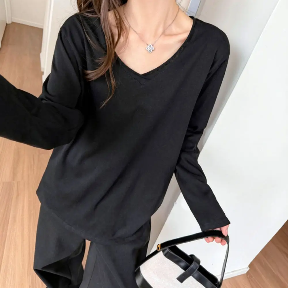 Oversized V Neck Long Sleeve Tee Women Loose Casual Basic Pullover Soft Cotton Blend Top Daily Wear Korean Style Shirt