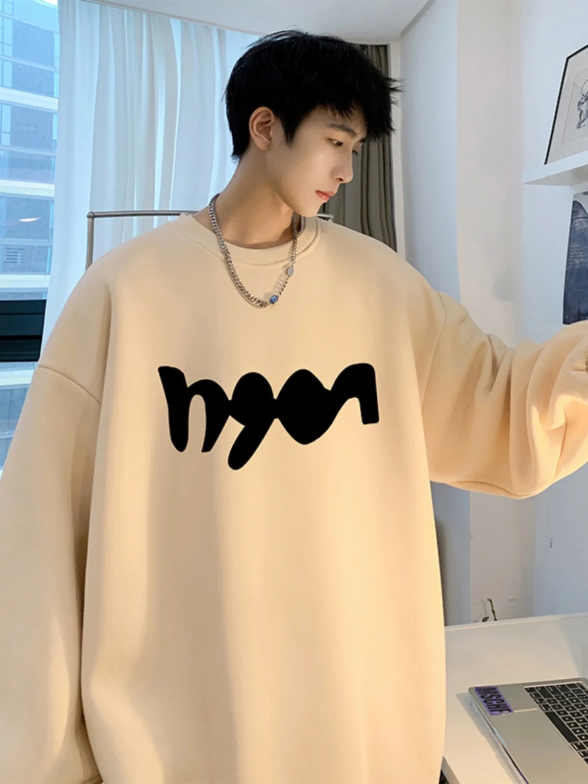 

Couples Oversize Hoodie Sweatshirt American Style Heavyweight Long Sleeve Hard Shoulder T-Shirt Peach Color High Street Trend...