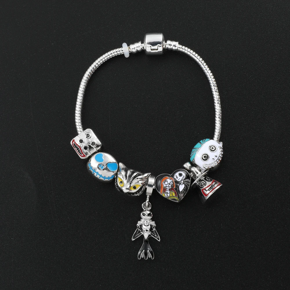 Weihnachts- und Halloween-Armband mit Weihnachtsmann-, Weihnachtsbaum- und Jack-Skellington-Geisteranhängern, Armbänder für Frauen und Männer, Geschenk – Detail 2