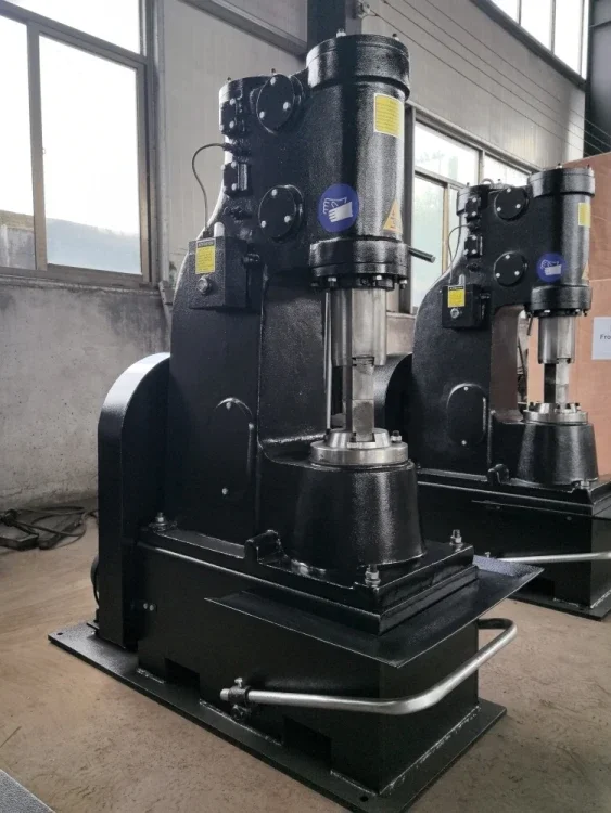 ค้อนไฟฟ้าช่างตีเหล็กกําลังสูง C41Air Hammer ค้อนตีลม