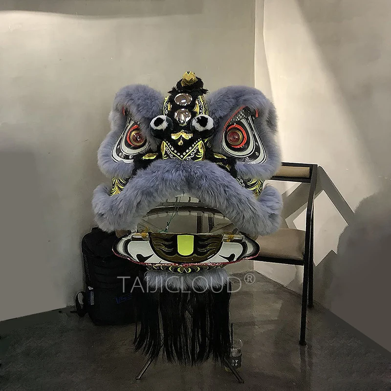 

Lion Dance - Premium Southern Lion, High-grade Lion Head for Competition, Southern Lion Equipment