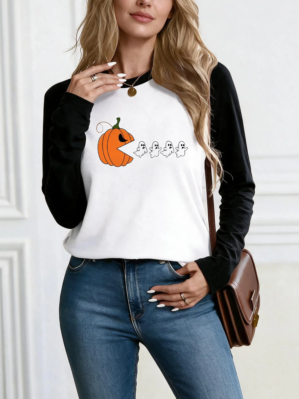 Women's Round Neck Raglan Long Sleeve Halloween Graphic Tops Funny Pumpkin Pac‑Man Chasing Ghosts Print T Shirt Clothes Female