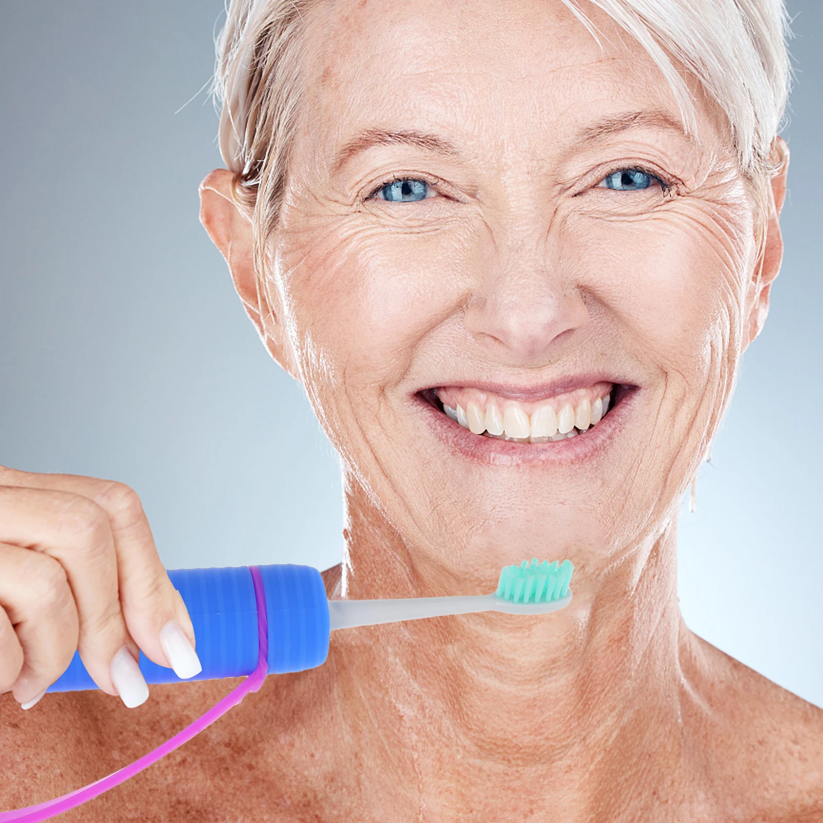 

Elderly Auxiliary Toothbrush Extra Soft for Adults with Small Handle Portable Brushing Device Essentials