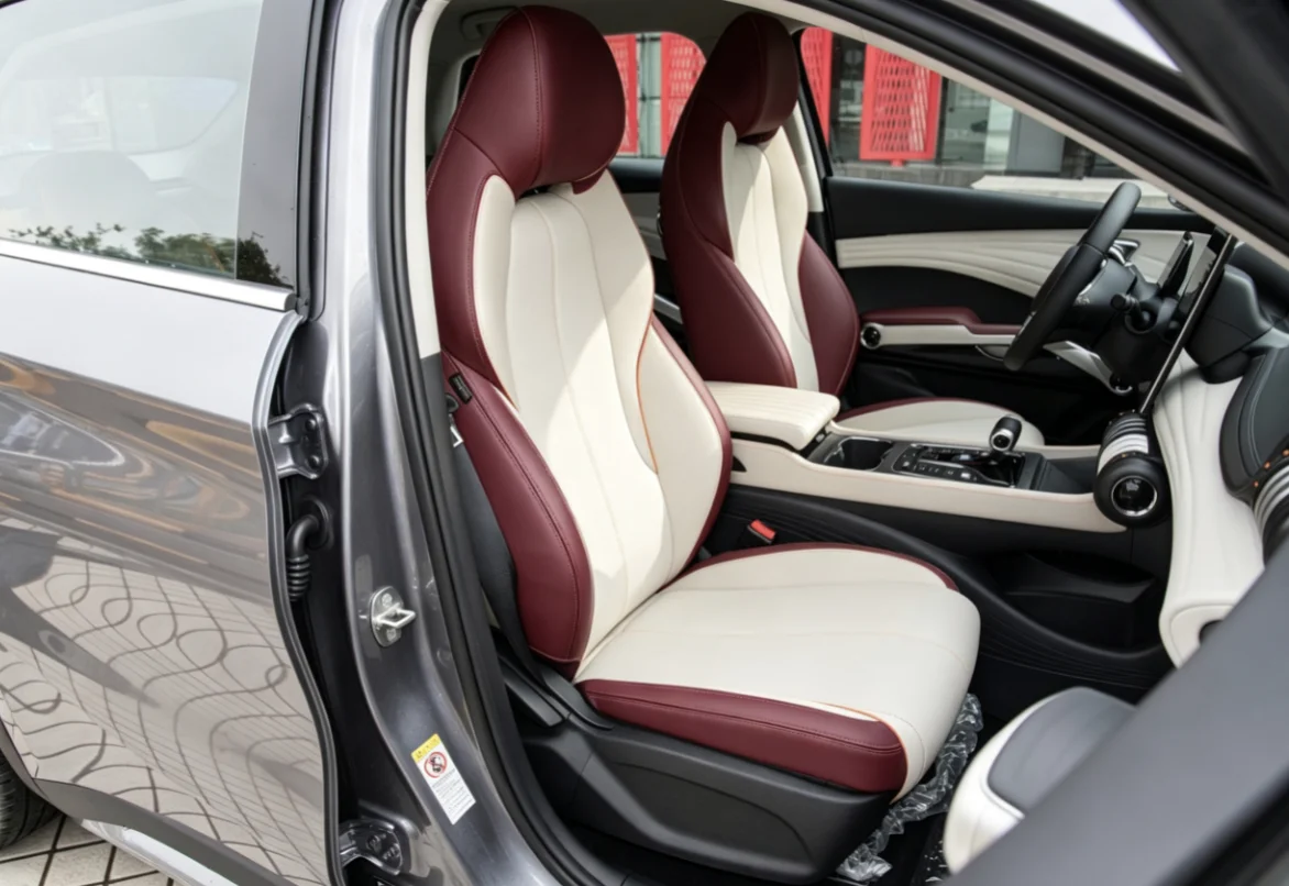 Für BYD Atto 3 2026 Maßgefertigte Autositzbezüge Luxuriöses Nappaleder 100% Passgenau Innenraumzubehör 360 ° Vollständige Abdeckung – Detail 10