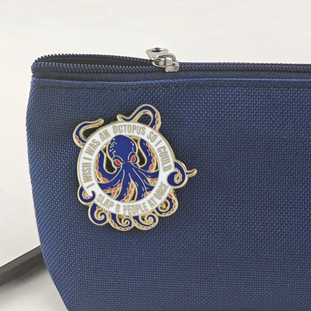 Broche de Esmalte Polvo Azul c - Embroidery Initials avaliação e preço