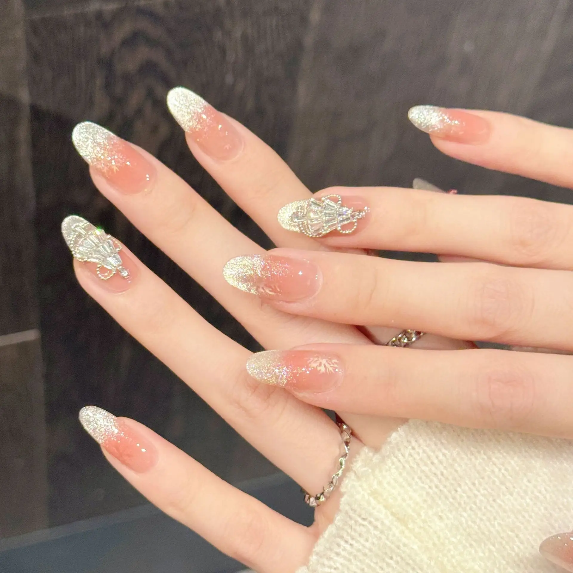 10 STUKS Luxe Handgemaakte Druk op Nagels Midden Ovaal Roze oranje gradiënt Ontwerp met 3-DELIG Gereedschap Zelfklevende Nagellijm Tabs