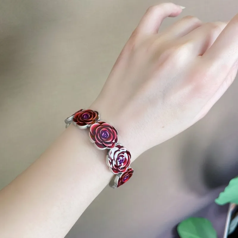 Elegant Handmade Red Rose Bangle for Women, Retro Ethnic‑Inspired Wrist Bracelet, Stylish Ornament for Party & Daily Matching