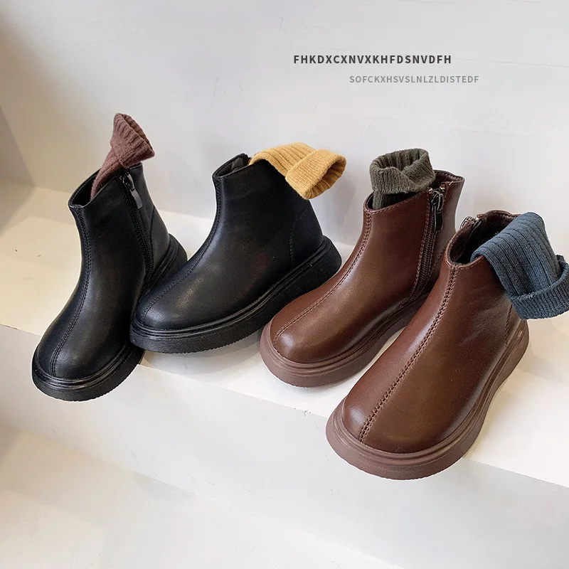 ฤดูใบไม้ร่วงและรองเท้าเด็ก 2024 ฤดูใบไม้ร่วงฤดูหนาวสไตล์อังกฤษรองเท้าเด็กผู้หญิงสีทึบแฟชั่นรองเท้าเด็กรองเท้า