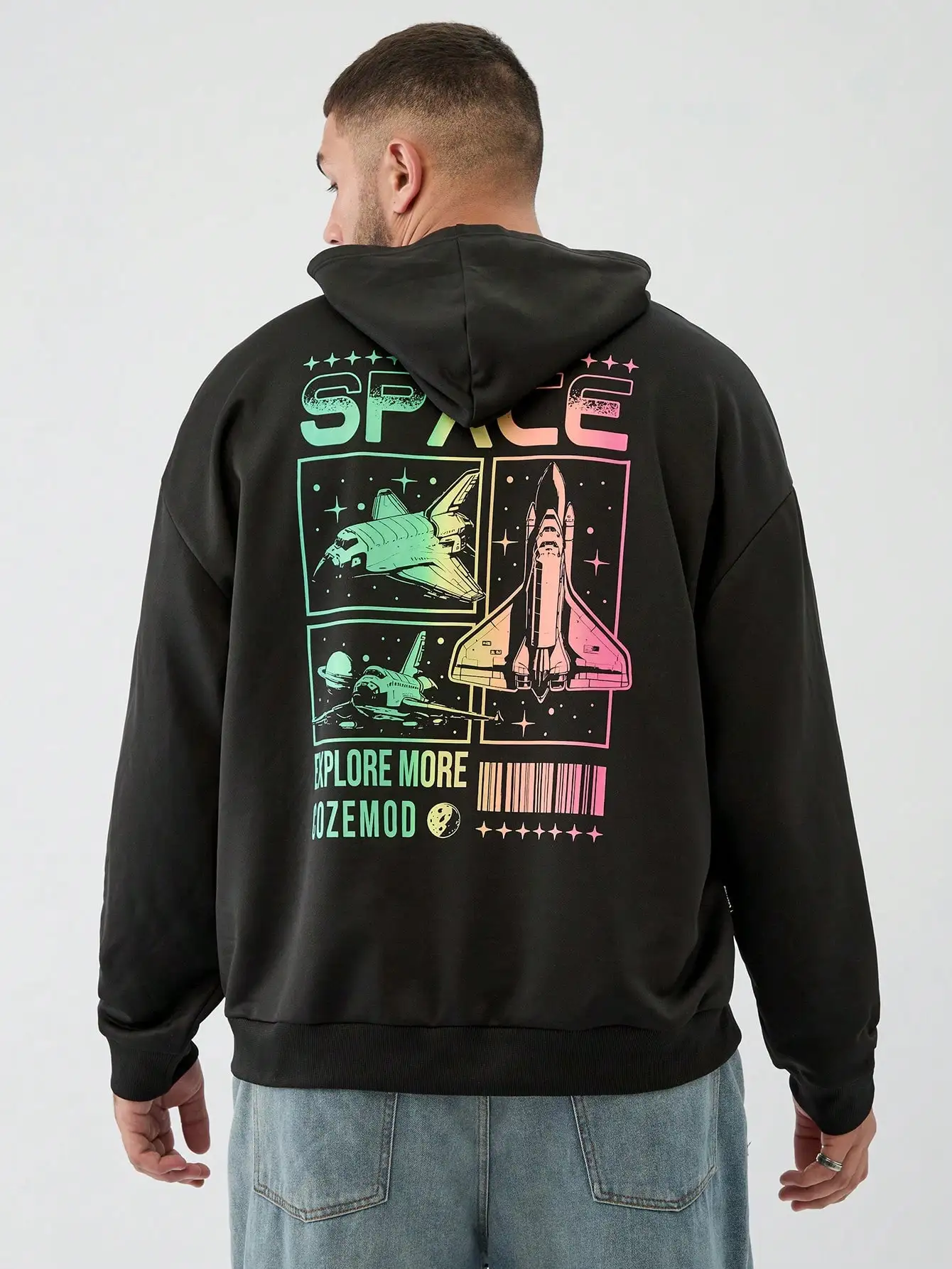 سترة بغطاء للرأس للرجال لعام 2025، سترة بغطاء للرأس بأكمام طويلة متدرجة ملونة على شكل طائرة فضفاضة ومقاس كبير، نمط الخريف/الشتاء للرجال