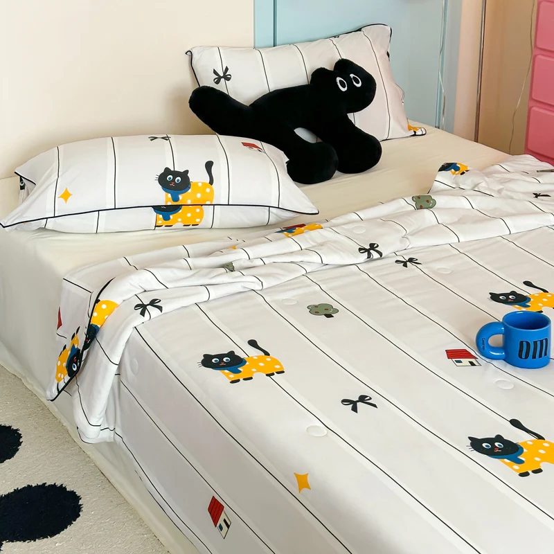 Summer Quilt Skin-friendly Knitted Cotton Soybean Thin Comforter Lightweight Air Condition Quilts Bed Sleeping 150X200CM Blanket