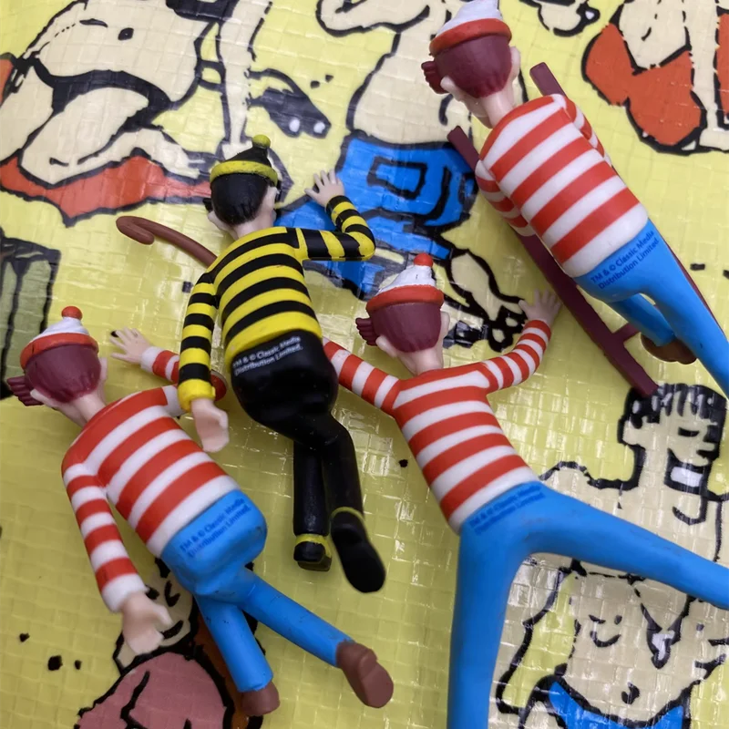3-4cm cartoon where is wally Figure cup doll kid PVC collection model toy