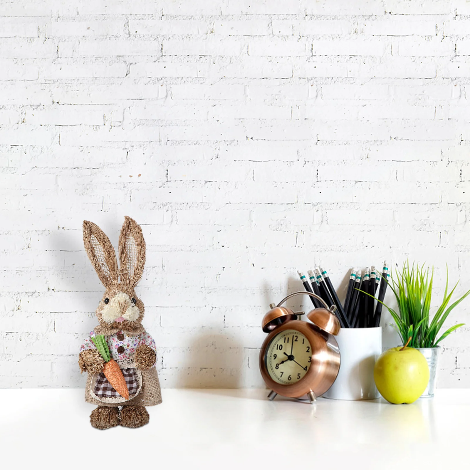 

1Pcs Delicate Rabbit Crafts Unique Table Adornment Cartoon Easter Rabbit Photo Props Fresh Colors Home Bunny Decoration