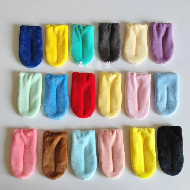 

Tongue for Fursuit Head Plush Magnetic with Wire - Multi-Color Poseable Bendable Beast Cosplay Accessory