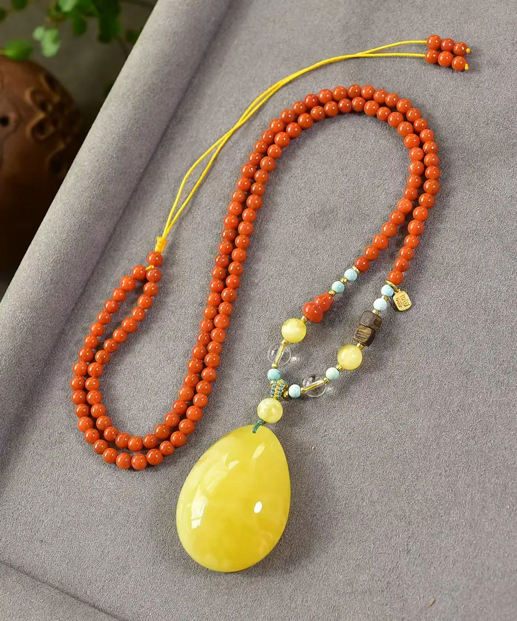 

Кулон из натурального желтого янтаря с каплями воды, желтый янтарь 39,29,17 мм, кулон из драгоценных камней, ожерелье, ювелирные изделия AAAAA