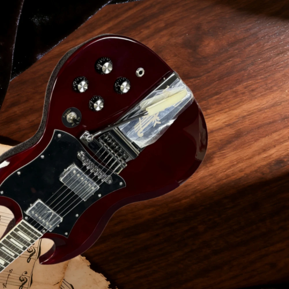 شحن مجاني جيتار كهربائي SG باللون الأحمر الداكن مصنوع بحرفية رائعة HH لاقط 22 فريتس متوفر في المخزون