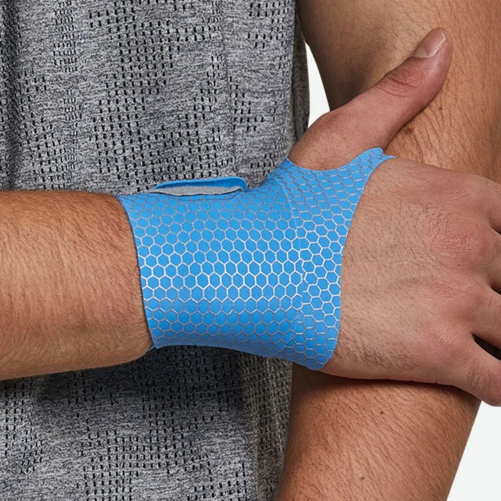 1PC Fitness Wrist Brace Protector Support Carpal Tunnel, Adjustment Slim Tennis Wristband For Sports, Gym, Basketball