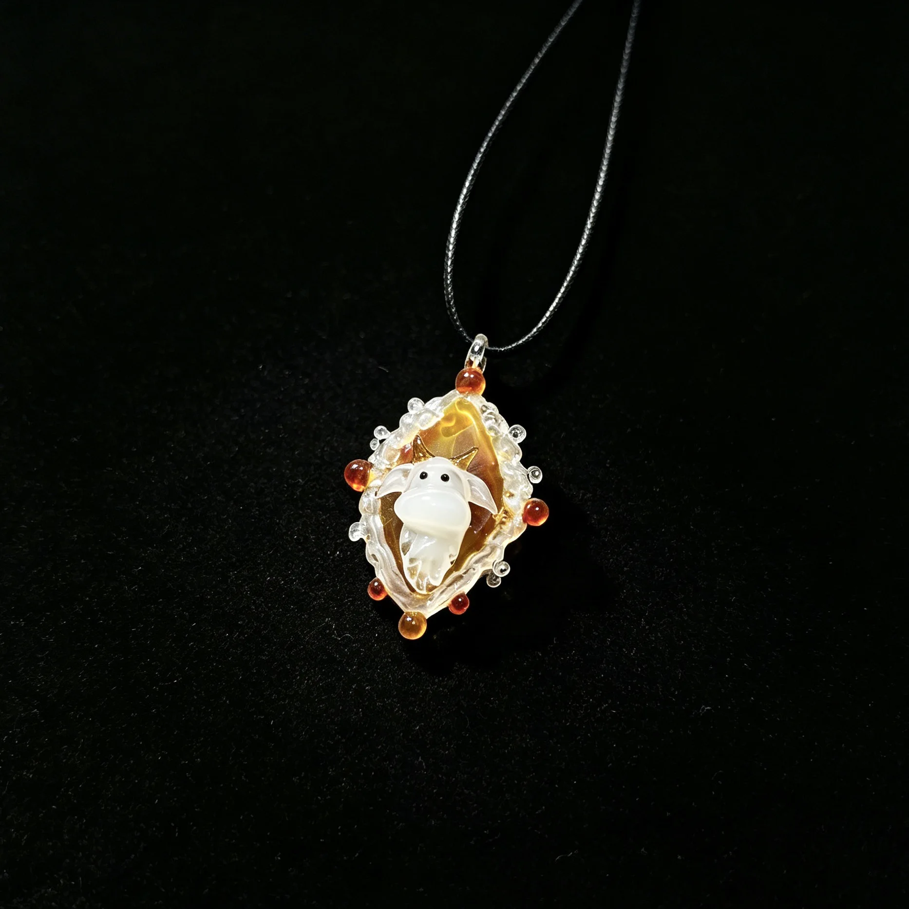 Glass pendant imported material glass rabbit cattle zodiac necklace crystal jewelry luxurious gift exquisite and compact gifts