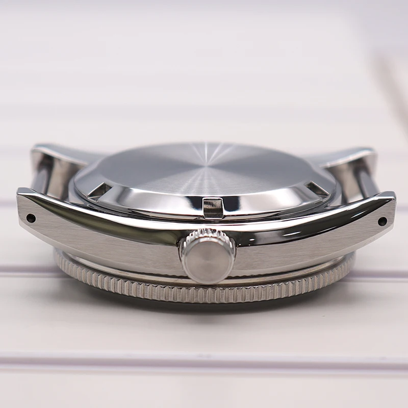 40-mm-Gehäuse für Taucheruhren in Silber, mit AR-Saphirglas, passend für SPB149J1, NH35, NH36, NH34, NH38, Automatikwerk, 28,5-mm-Zifferblatt, MOD Tiger Whale. – Detail 9