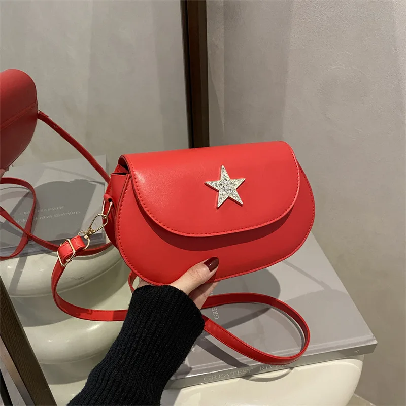 

Fashion Star Women Pu Leather Shoulder Armpit Bags Thread Design Ladies Crossbody Saddle Bag Simple Girl Phone Handbags Purse