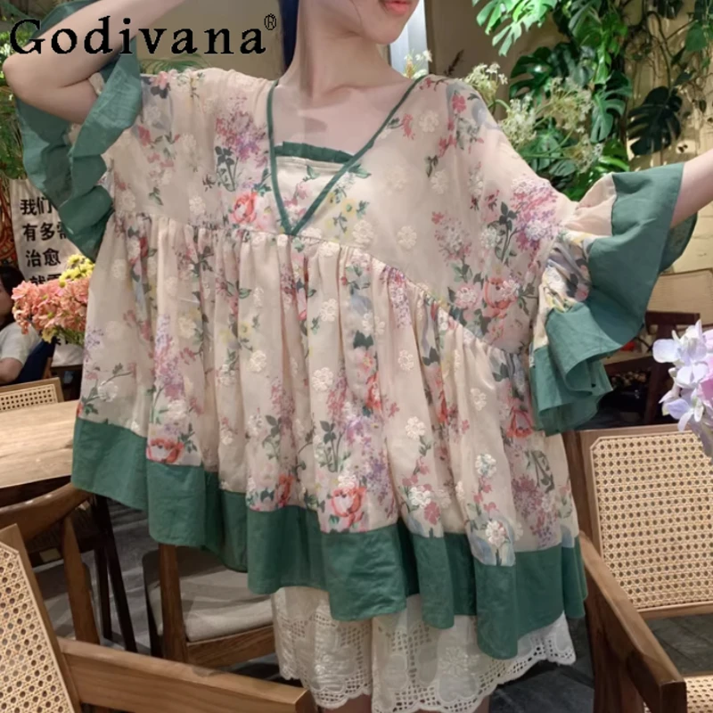 

Spring Summer Elegant V-neck Flare Sleeve Ruffles Embroidered Floral Shirt Fashion Girl Loose Age-reducing Retro Court T-shirt