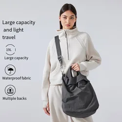 1 Piece Sports Bag Casual Waterproof Large Capacity Handbag Light Outdoor Sports Casual Fitness Travel Diagonal Shoulder Bag