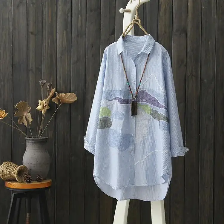 Spring and summer new long sleeved cotton shirt with thin stripes and fashionable printed shirt top