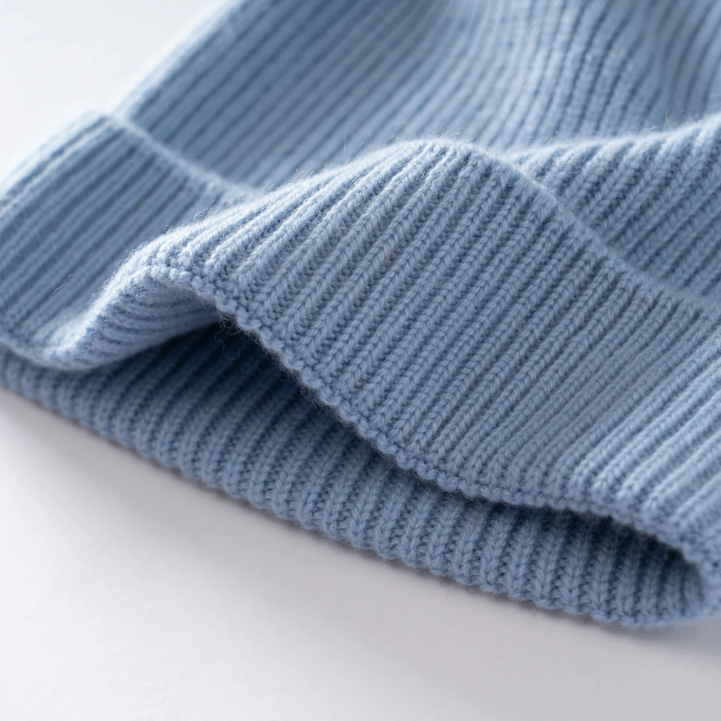 Hochwertige Kaschmir-Herbst-Winter-Baby-Mützen für Kinder, gerippte, umgeschlagene, gestrickte, weiche, warme, nahtlose Beanies für Jungen und Mädchen. – Detail 27