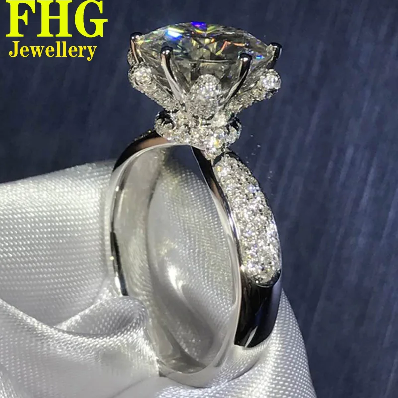 

1 2 3 4 5 Carat Solid Au750 18K White Gold Ring DVVS1 Moissanite Diamonds Rose Shape Wedding Party Engagement Anniversary