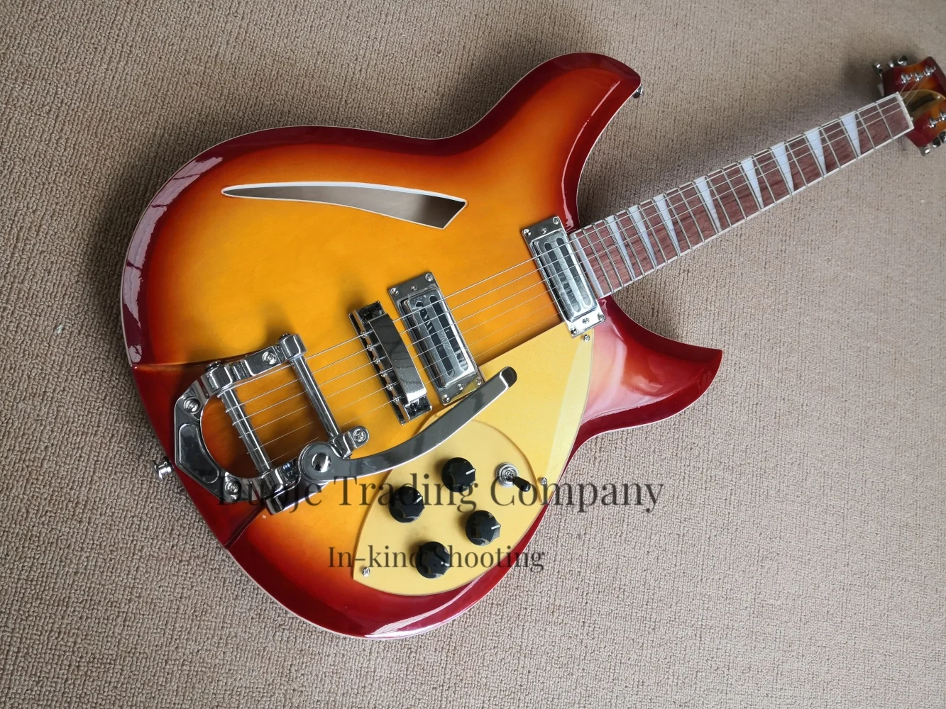 Cherry-red guitar, semi-hollow 360 guitar, gold powder pickup shield, red rosewood fingerboard, small joystick, retro tuner