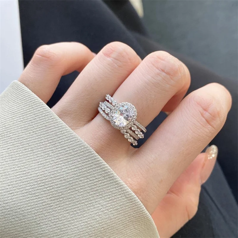 

ZFSILVER Fashion s925 Silver Classic Trendy White Moissanite Design Oval Ring For Women Charms Wedding Party Jewelry Gift WY#143